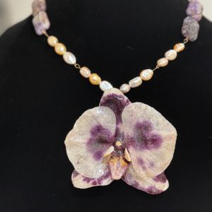 Twilight Bloom Orchid Necklace – Handcrafted with Amethyst & Freshwater Pearls